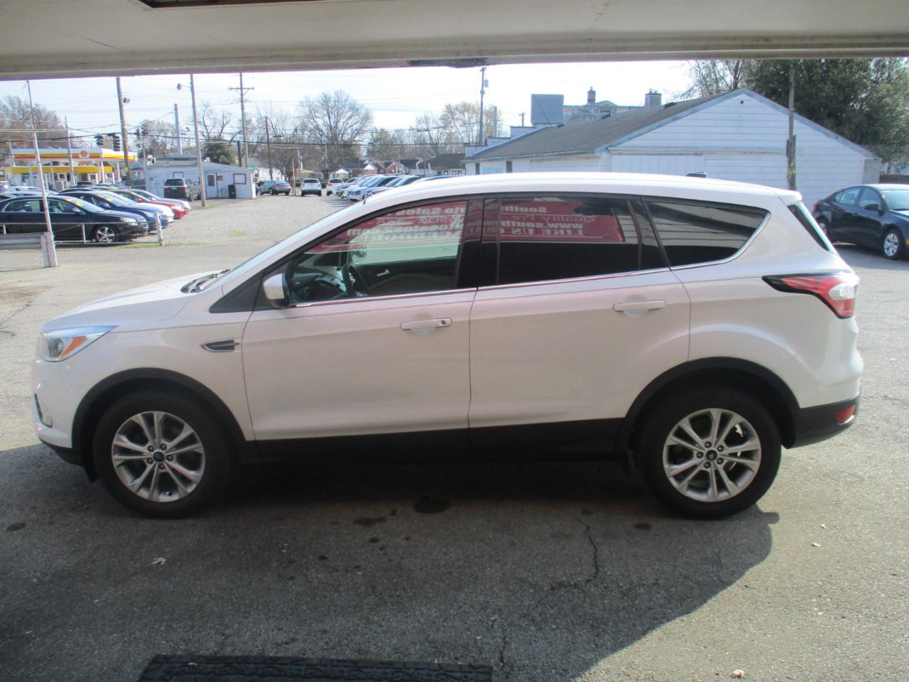 Ford Escape  2017