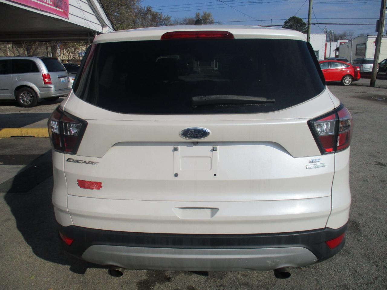 Ford Escape  2017