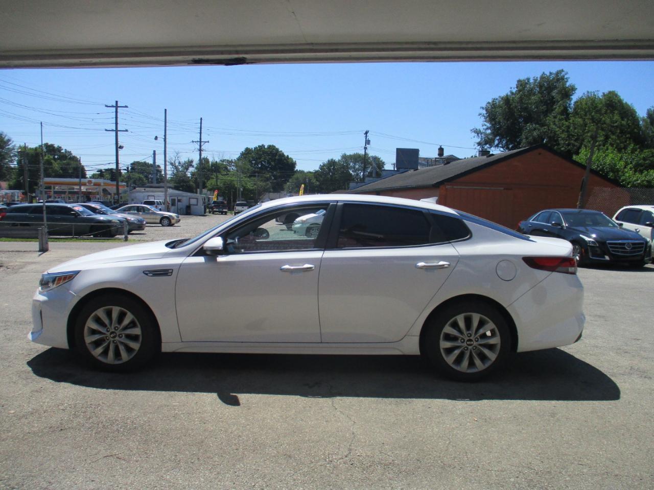 Kia Optima LX 2017