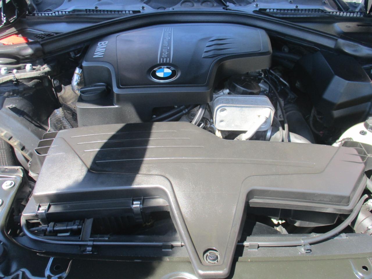 BMW 3-Series 328i xDrive Sedan 2016