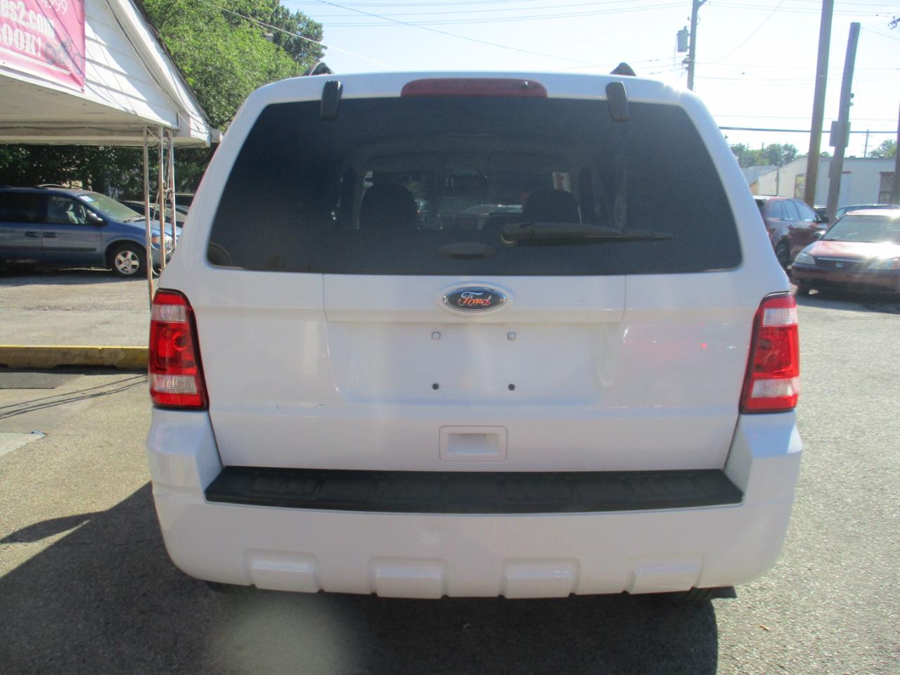 Ford Escape Hybrid FWD 2011