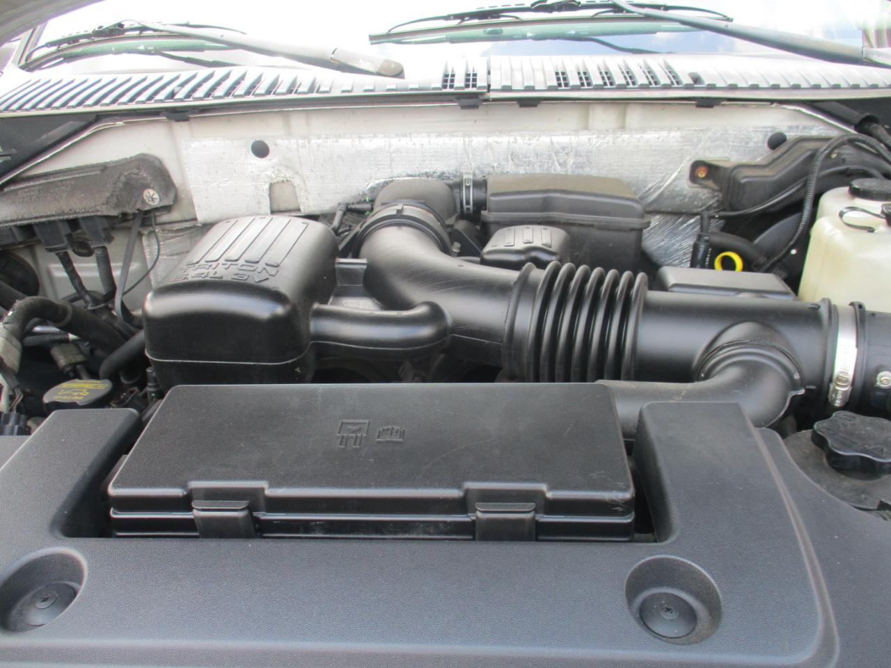 Ford Expedition EL Limited 4WD 2012