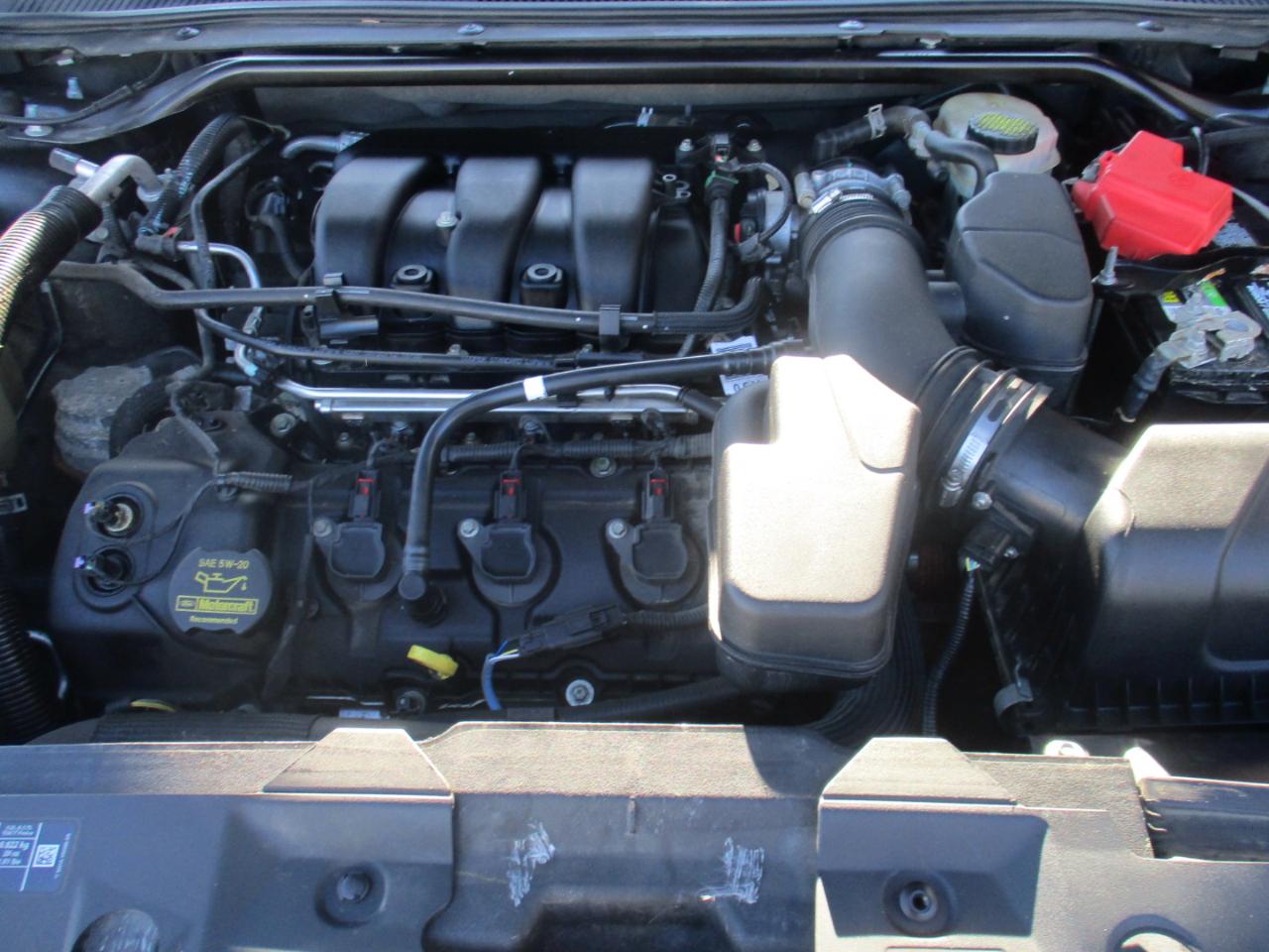 Ford Taurus SEL FWD 2013