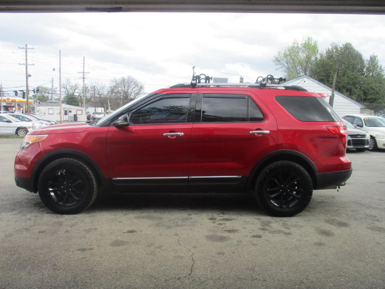 Ford Explorer XLT 4WD 2011