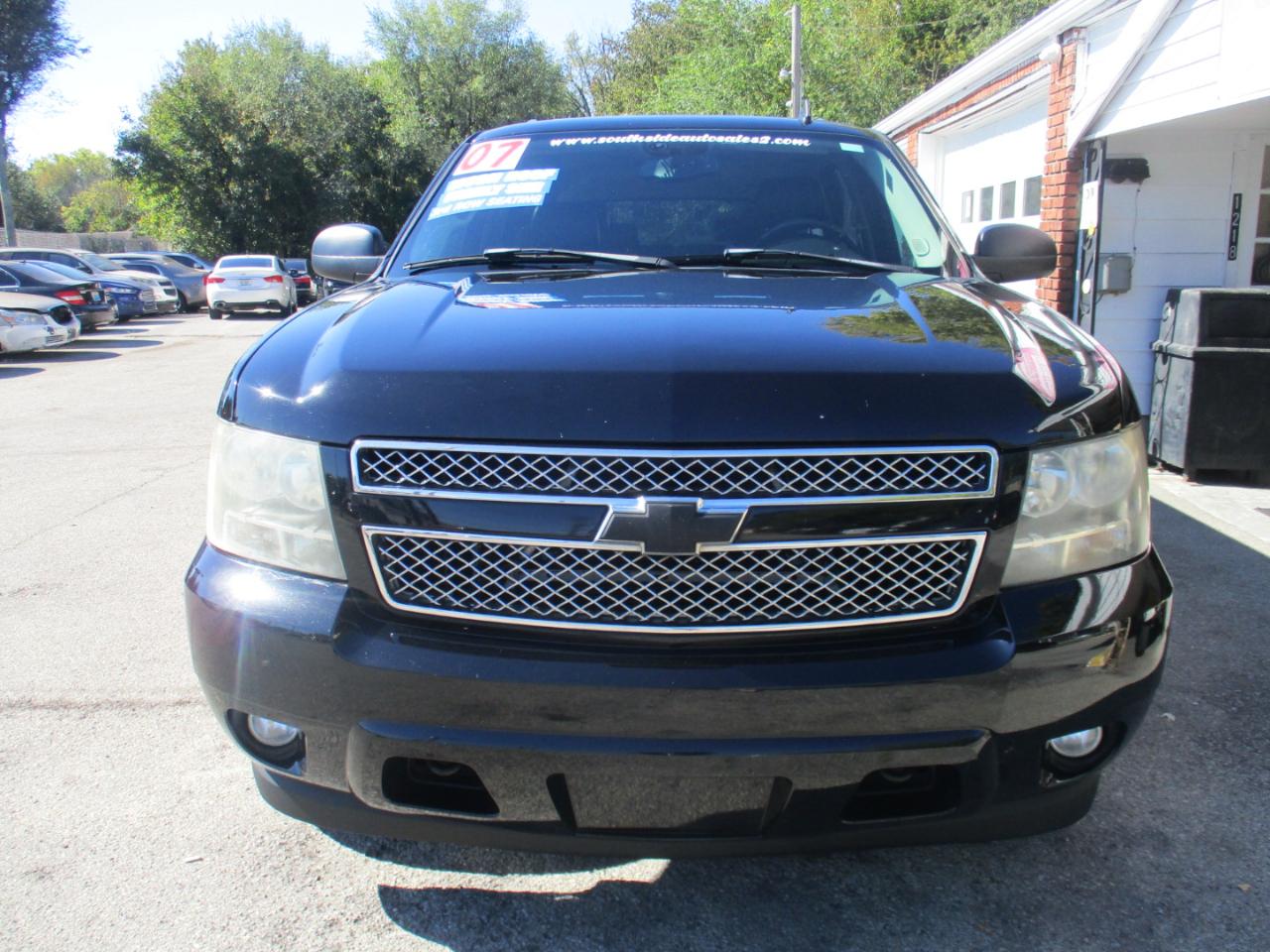 Chevrolet Suburban LS 1500 4WD 2007