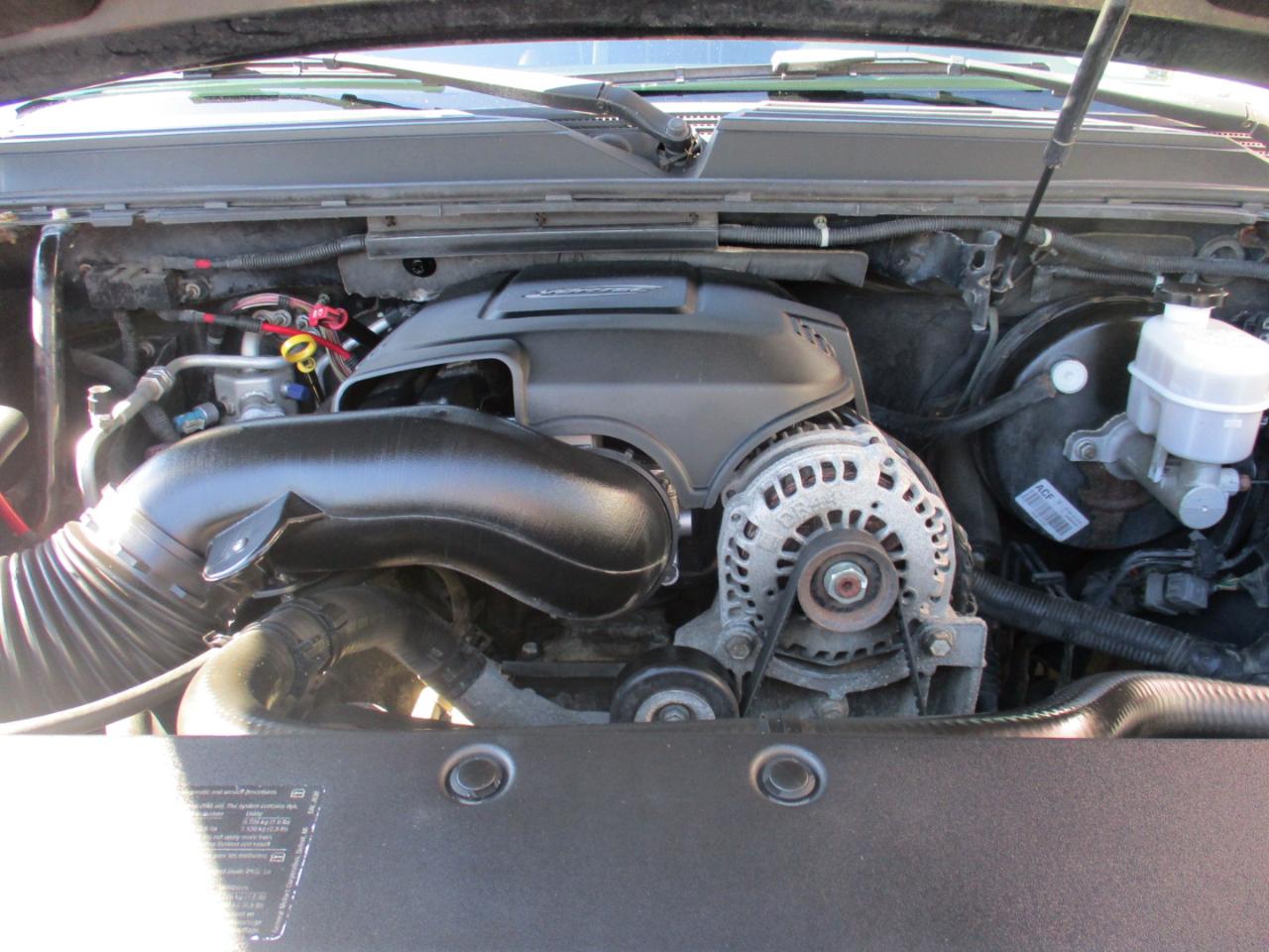 Chevrolet Suburban LS 1500 4WD 2007