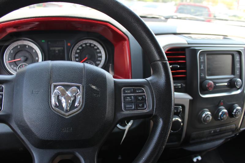 Dodge Ram 1500 SLT  2015