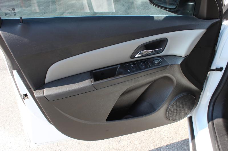 Chevrolet Cruze 2LS 2012