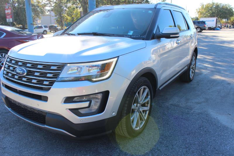 Ford Explorer Limited FWD 2017