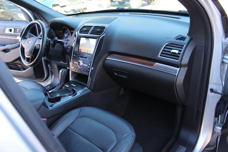 Ford Explorer Limited FWD 2017