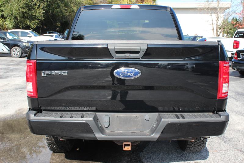 Ford F-150 Lariat SuperCrew 6.5-ft. Bed 4WD 2017