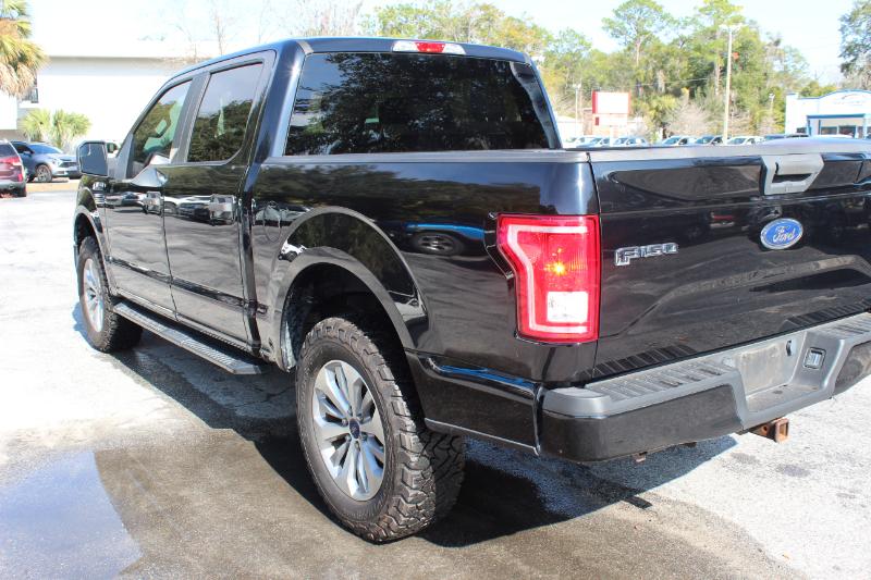 Ford F-150 Lariat SuperCrew 6.5-ft. Bed 4WD 2017