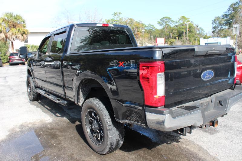 Ford F-250 SD King Ranch Crew Cab 4WD 2018