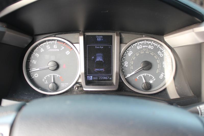 Toyota Tacoma SR5 Double Cab Long Bed V6 6AT 2WD 2016