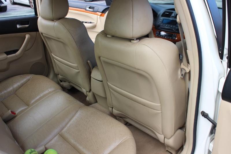 Acura TSX 5-speed AT 2004