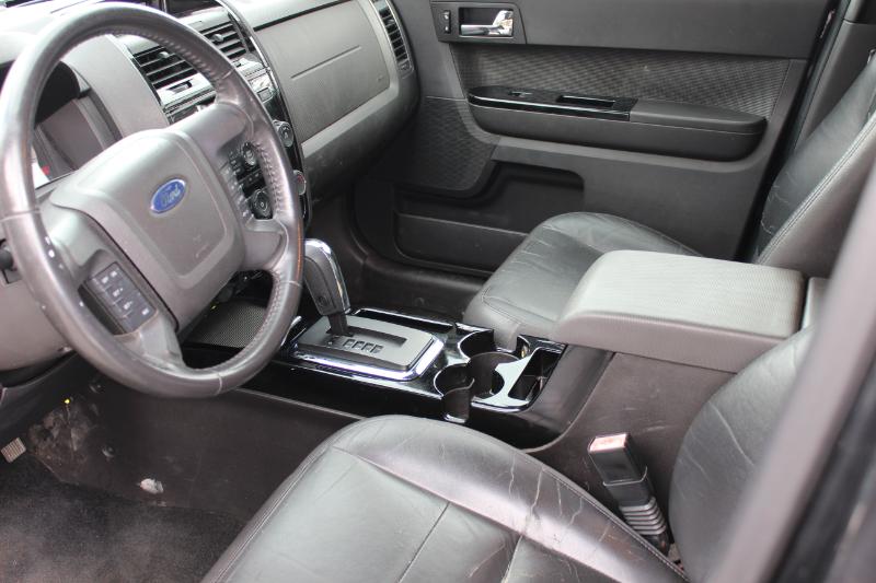 Ford Escape Limited FWD 2010