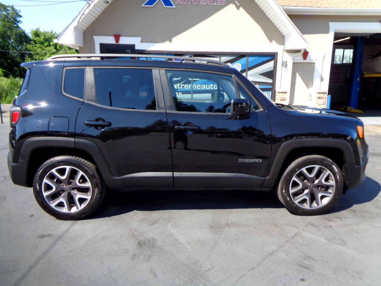 Jeep Renegade Latitude 4WD 2015 Jeep Renegade Latitude 4WD 2015