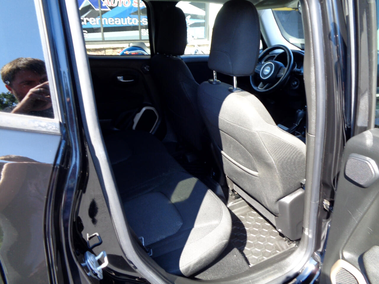 Jeep Renegade Latitude 4WD 2015 Jeep Renegade Latitude 4WD 2015