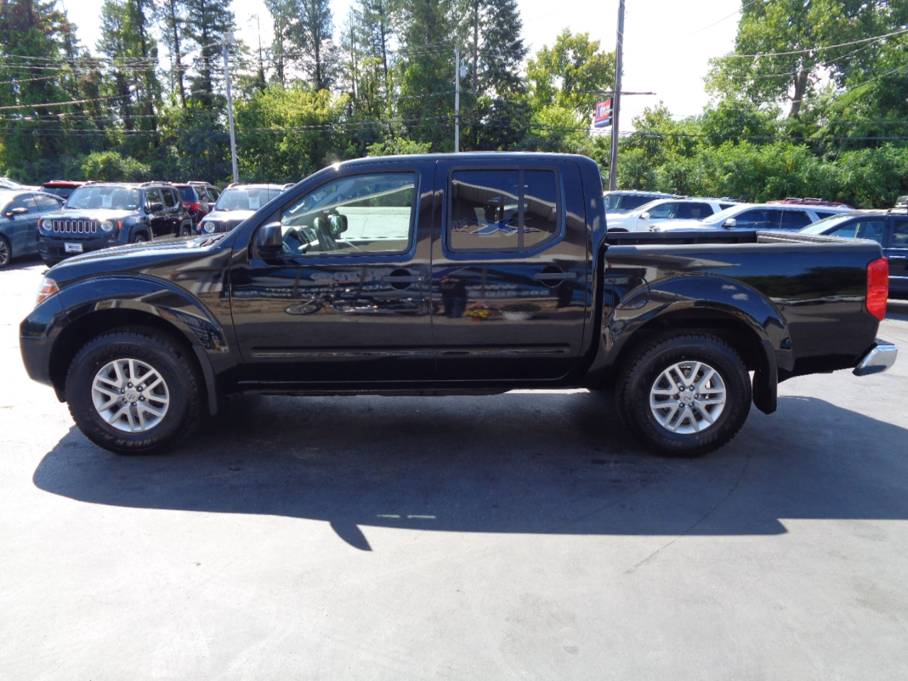 Nissan Frontier PRO-4X Crew Cab 5AT 4WD 2016 Nissan Frontier PRO-4X Crew Cab 5AT 4WD 2016