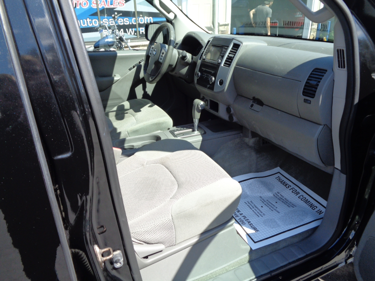 Nissan Frontier PRO-4X Crew Cab 5AT 4WD 2016 Nissan Frontier PRO-4X Crew Cab 5AT 4WD 2016