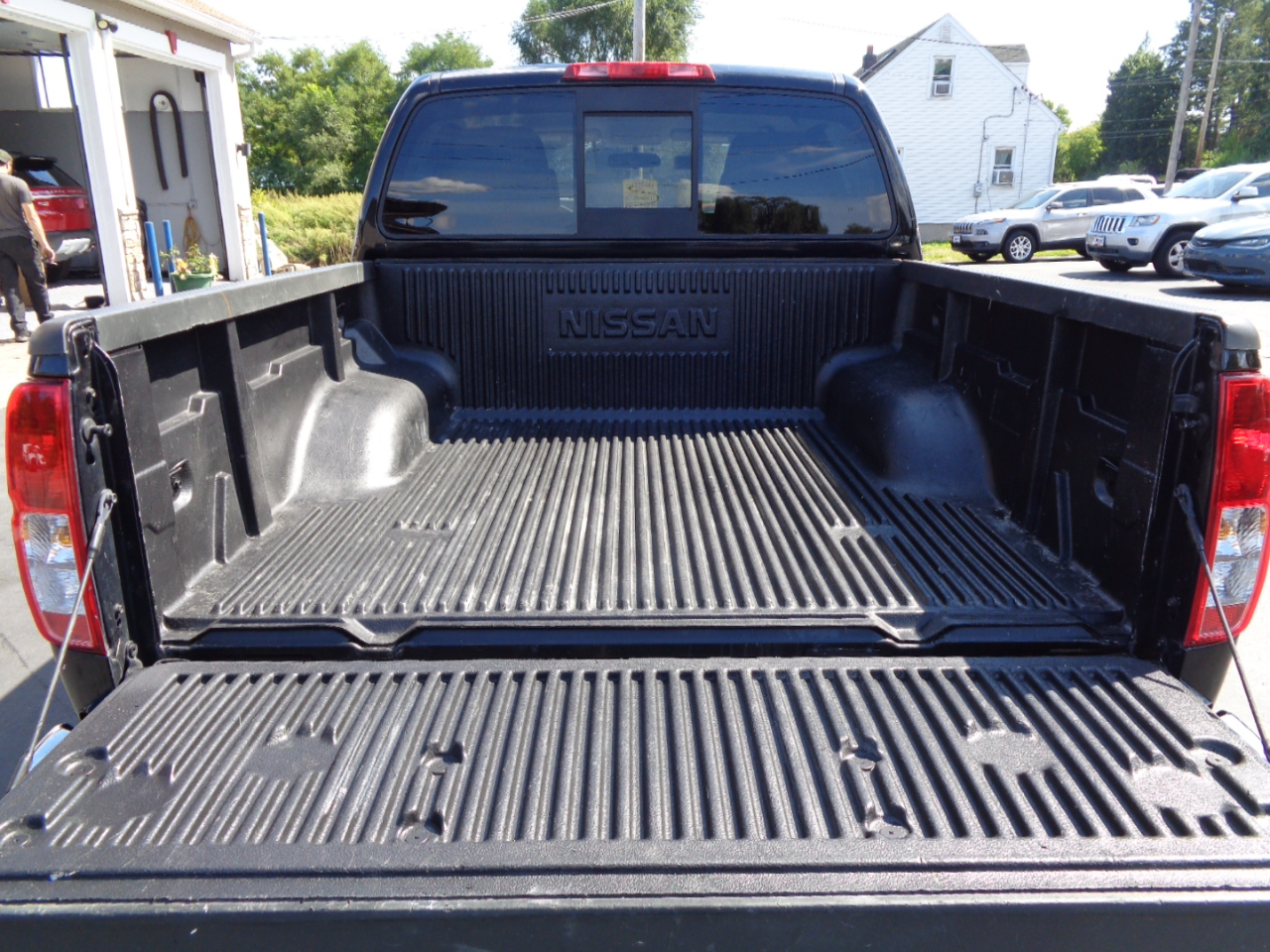 Nissan Frontier PRO-4X Crew Cab 5AT 4WD 2016 Nissan Frontier PRO-4X Crew Cab 5AT 4WD 2016