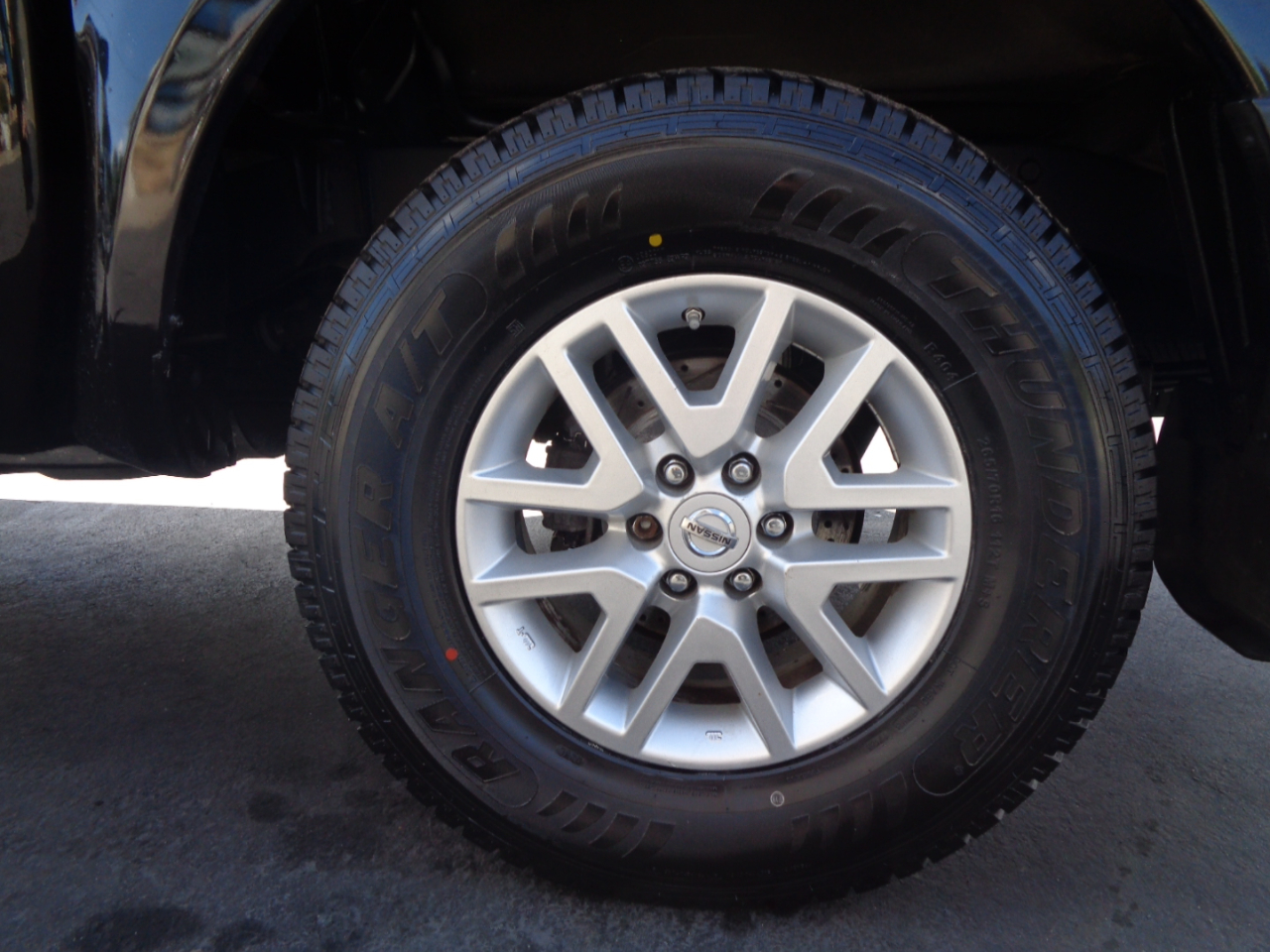 Nissan Frontier PRO-4X Crew Cab 5AT 4WD 2016 Nissan Frontier PRO-4X Crew Cab 5AT 4WD 2016