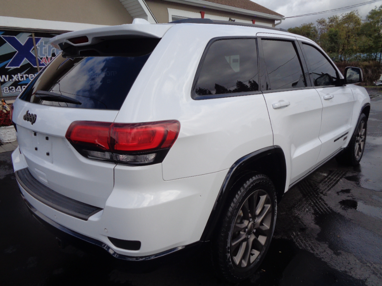 Jeep Grand Cherokee Limited 4WD 2016 Jeep Grand Cherokee Limited 4WD 2016