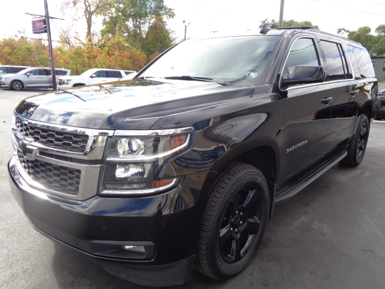 Chevrolet Suburban LT 4WD 2017 Chevrolet Suburban LT 4WD 2017