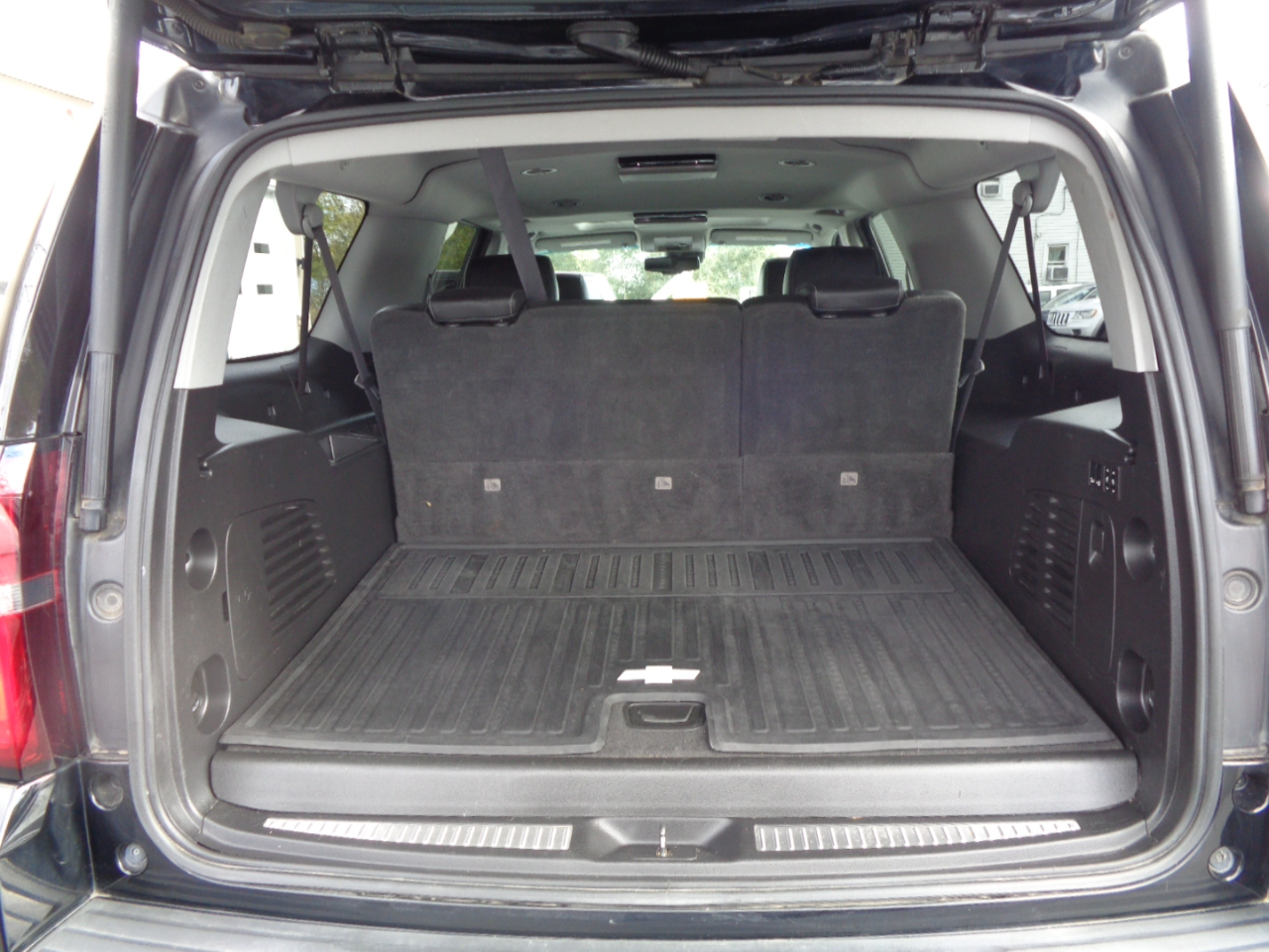 Chevrolet Suburban LT 4WD 2017 Chevrolet Suburban LT 4WD 2017