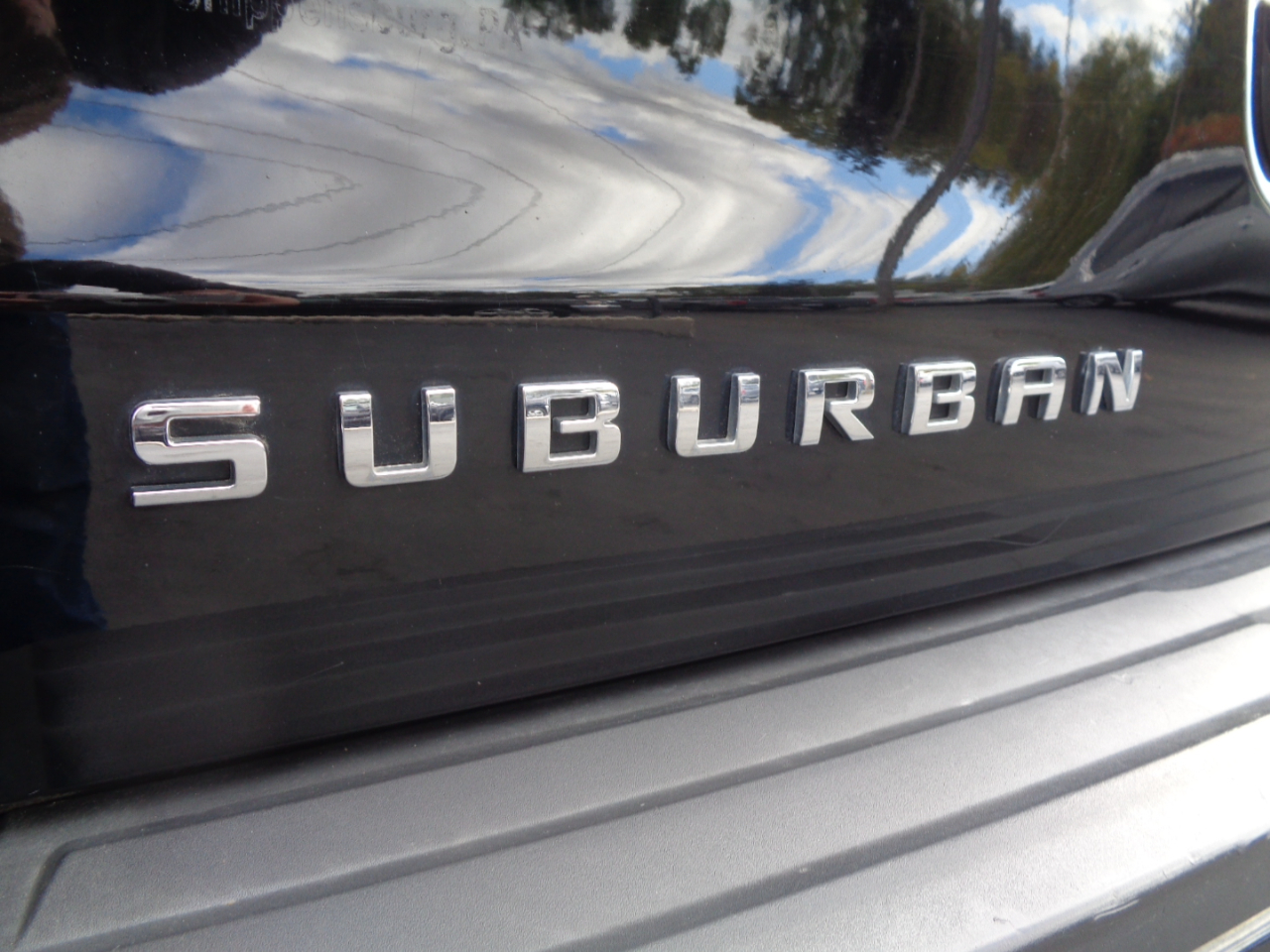 Chevrolet Suburban LT 4WD 2017 Chevrolet Suburban LT 4WD 2017