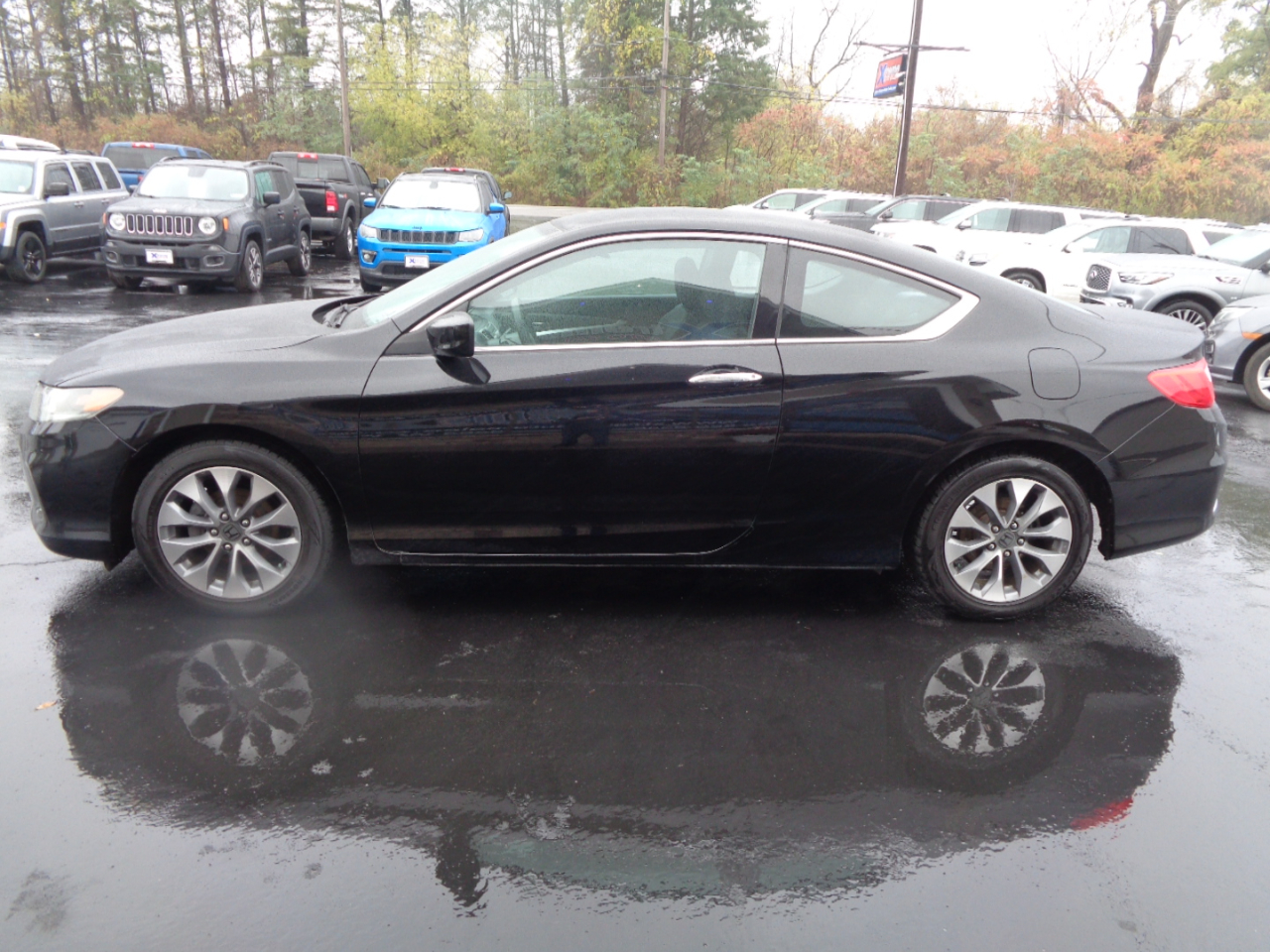 Honda Accord LX-S Coupe 6-Spd MT 2014 Honda Accord LX-S Coupe 6-Spd MT 2014