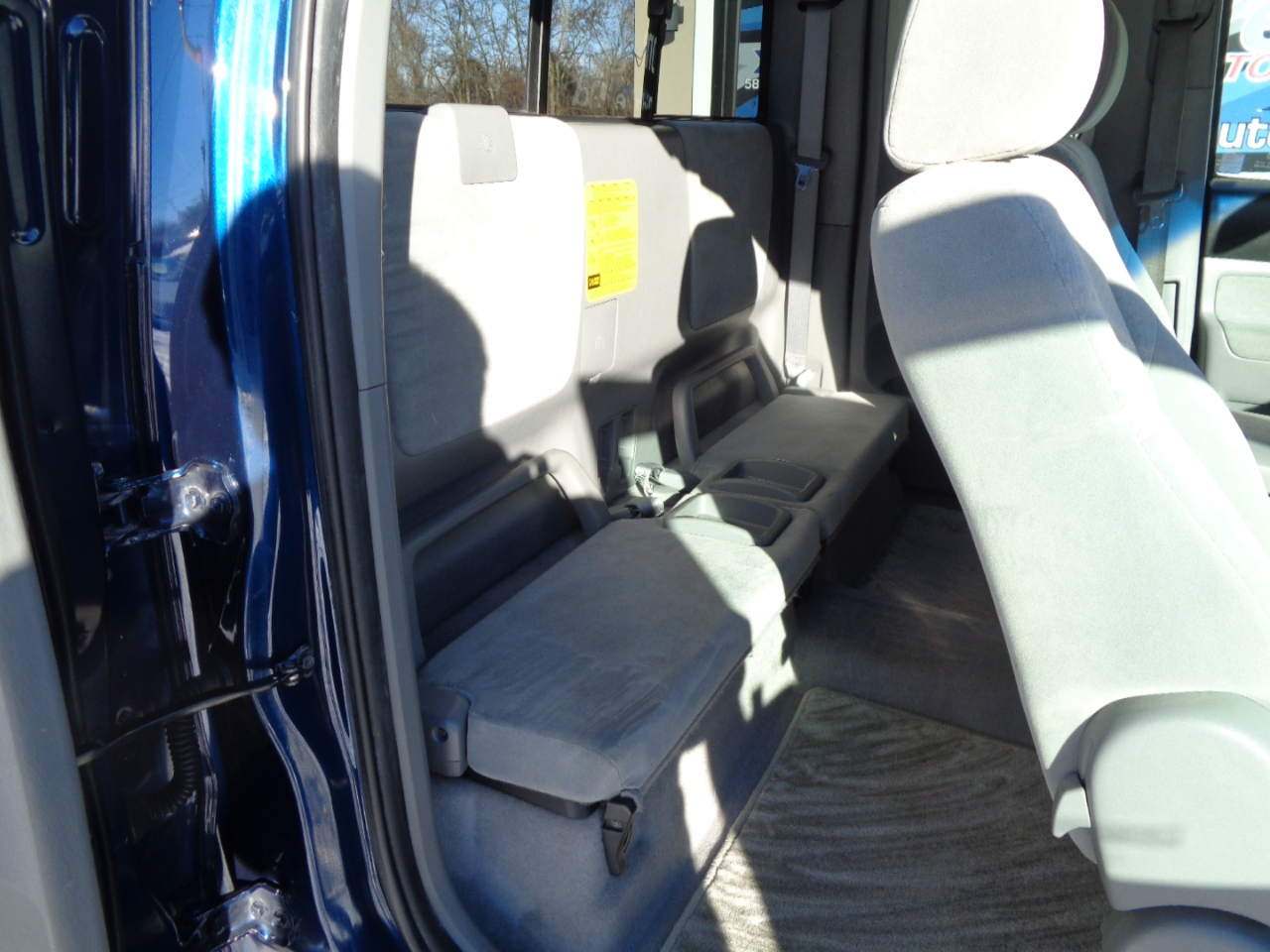 Toyota Tacoma 2WD Access V6 AT PreRunner (Natl) 2008