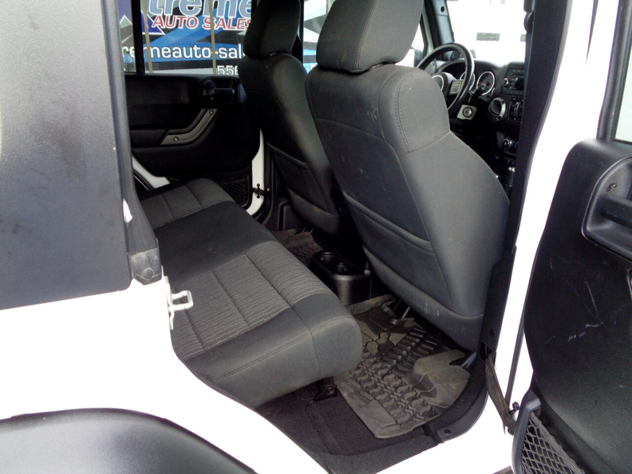 Jeep Wrangler Unlimited 4WD 4dr Sport 2011