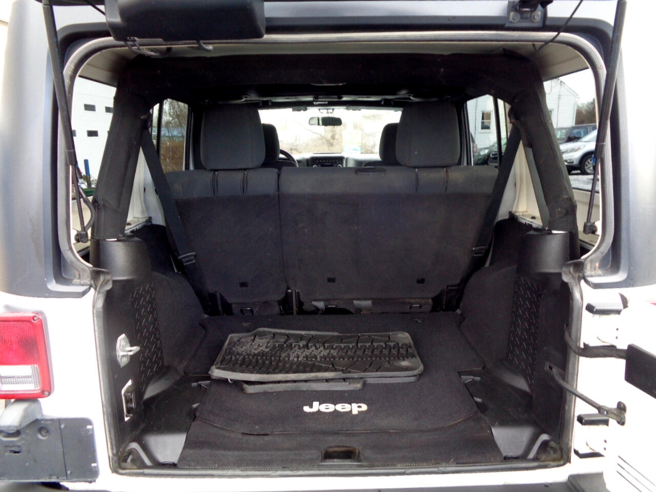 Jeep Wrangler Unlimited 4WD 4dr Sport 2011