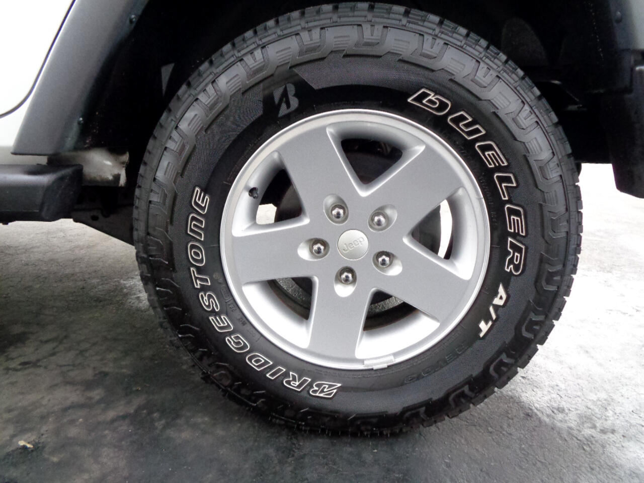 Jeep Wrangler Unlimited 4WD 4dr Sport 2011