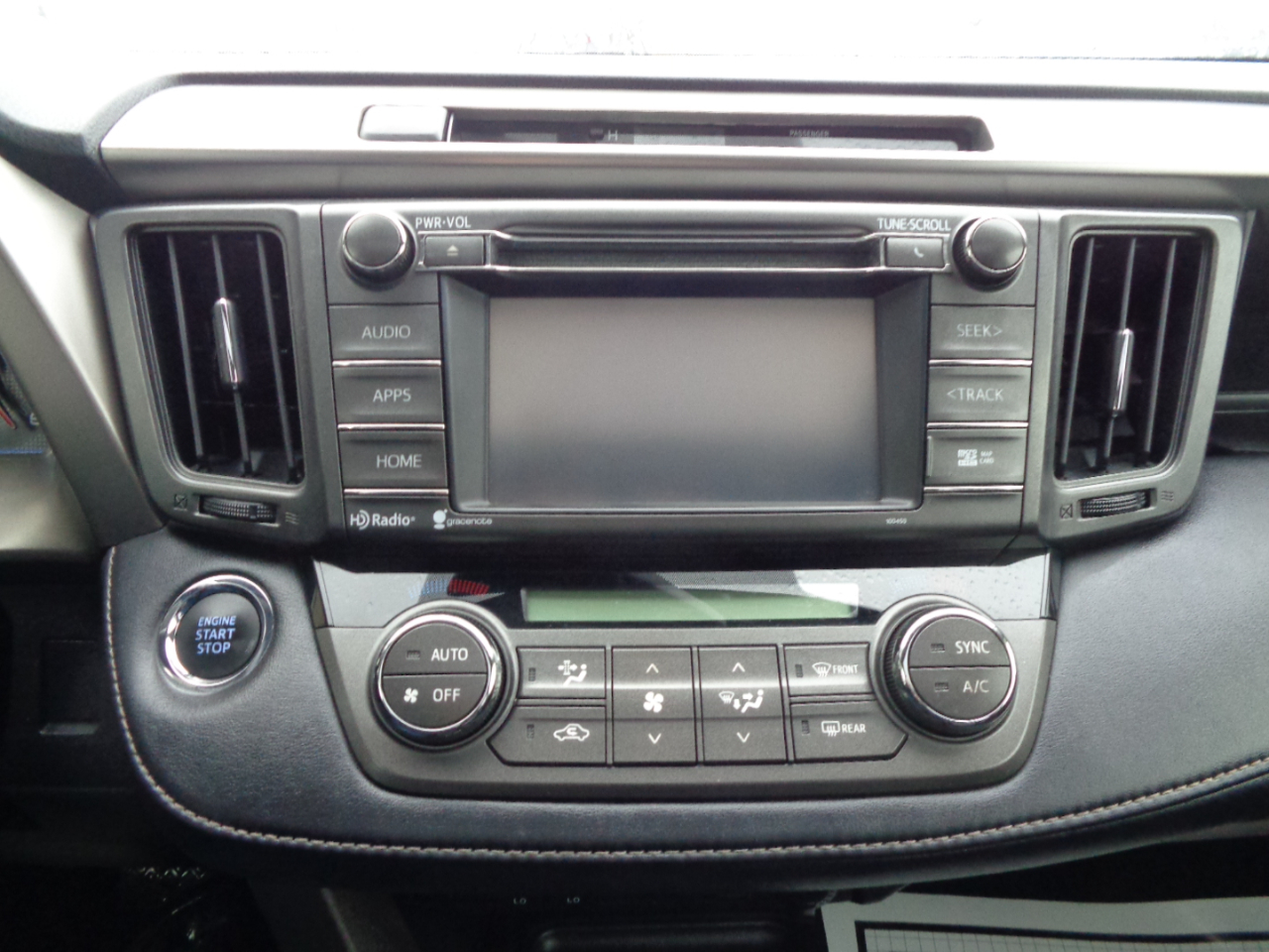 Toyota RAV4 AWD 4dr Limited (Natl) 2015