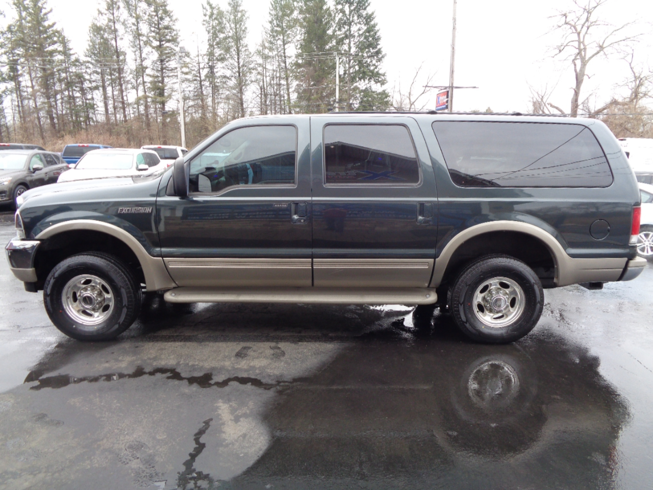 Ford Excursion 137" WB Limited 4WD 2000