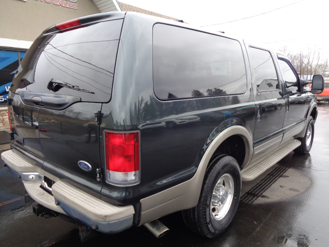 Ford Excursion 137" WB Limited 4WD 2000