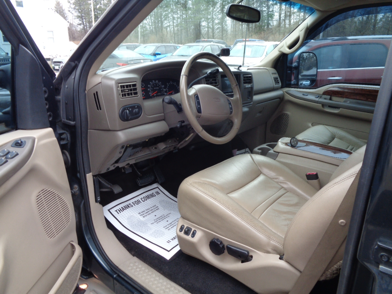 Ford Excursion 137" WB Limited 4WD 2000