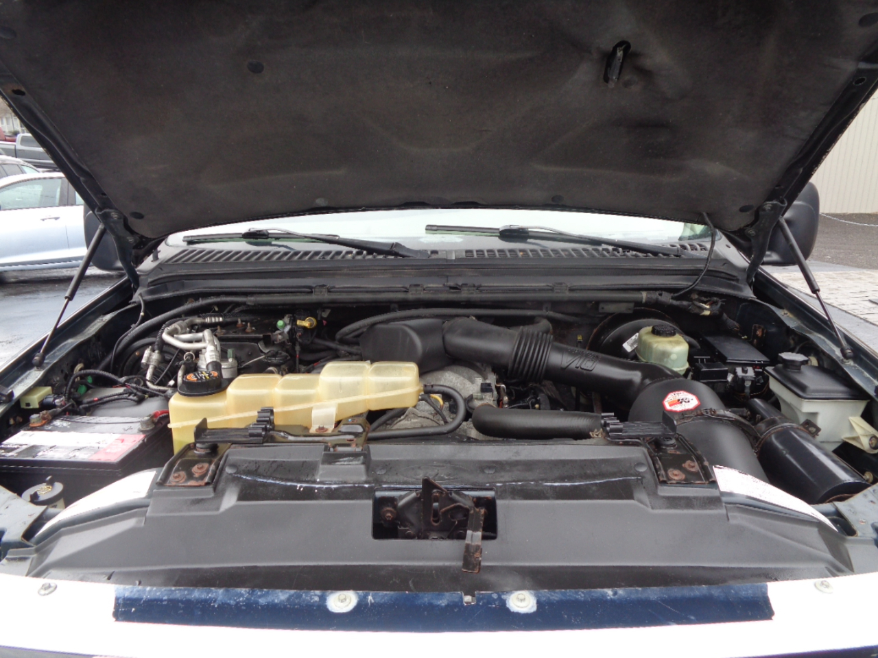 Ford Excursion 137" WB Limited 4WD 2000