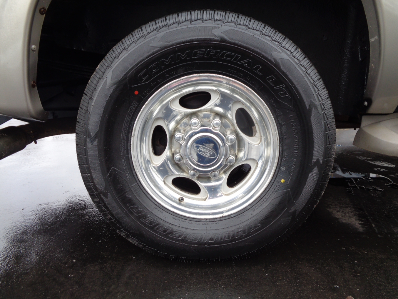 Ford Excursion 137" WB Limited 4WD 2000