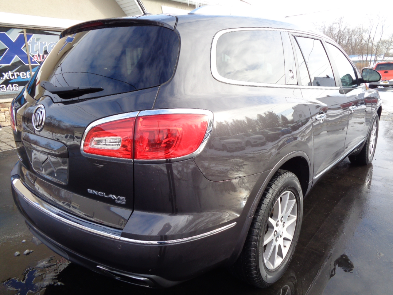 Buick Enclave AWD 4dr Leather 2015