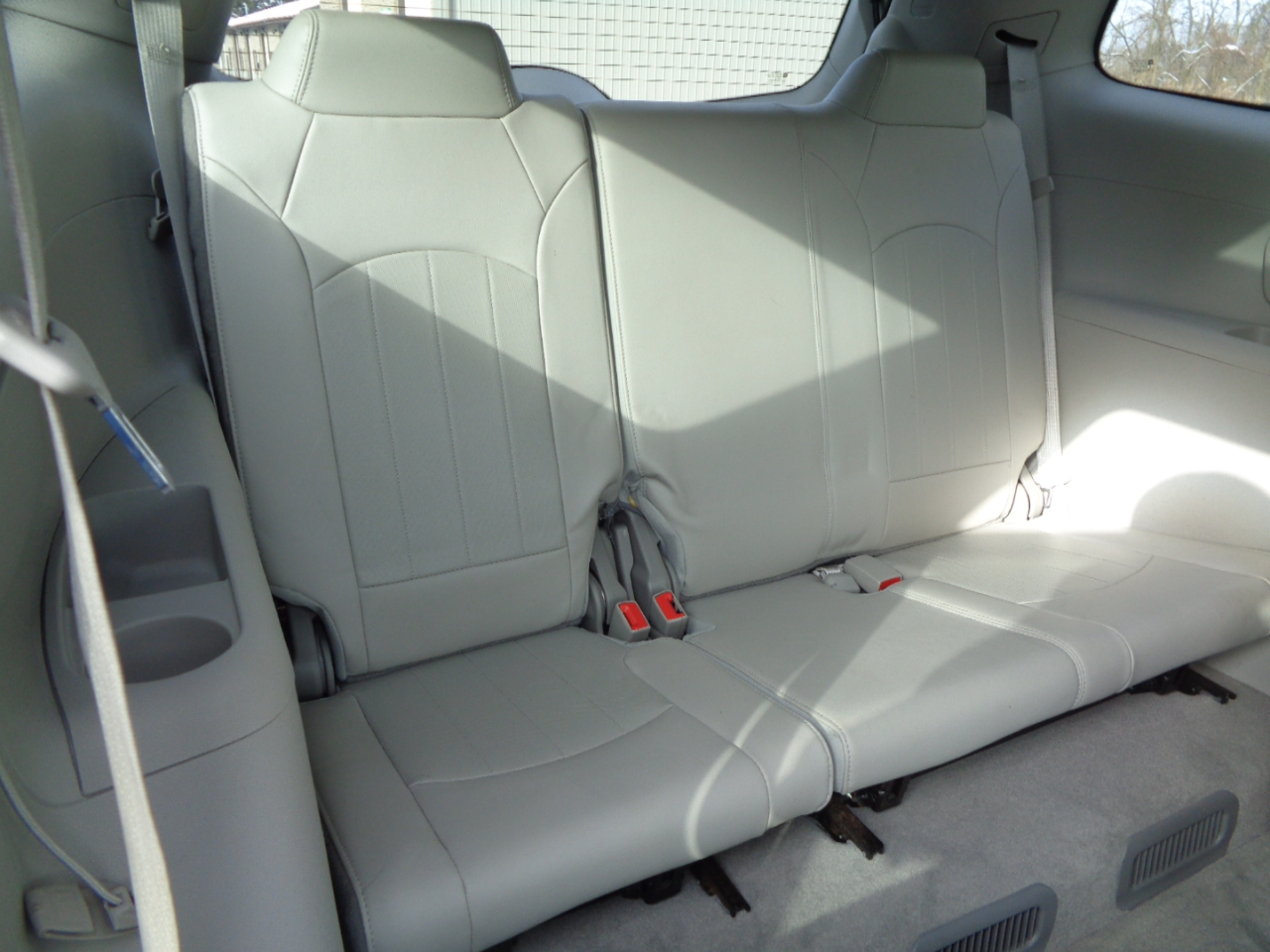 Buick Enclave AWD 4dr Leather 2015