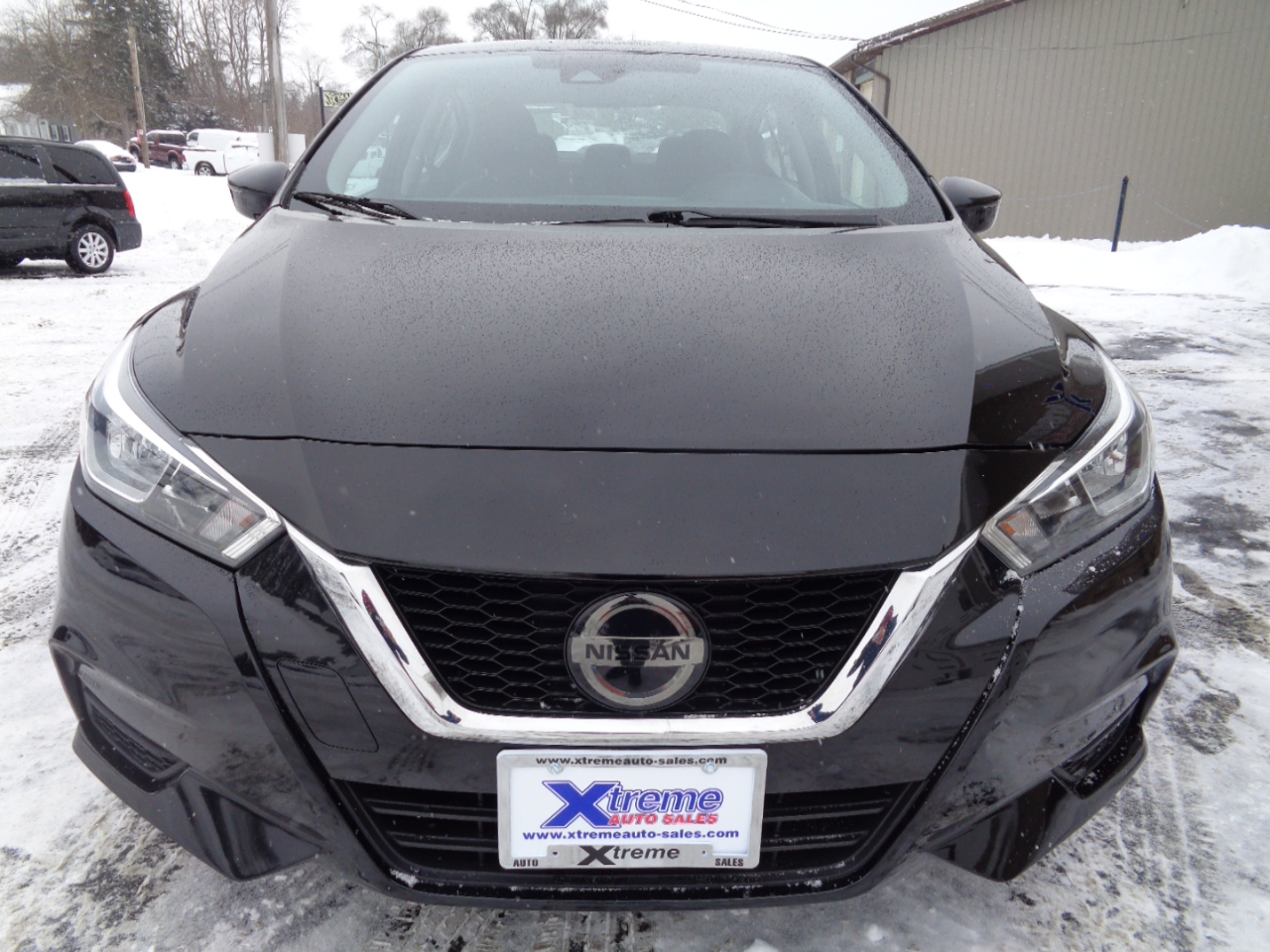 Nissan Versa SV CVT 2021