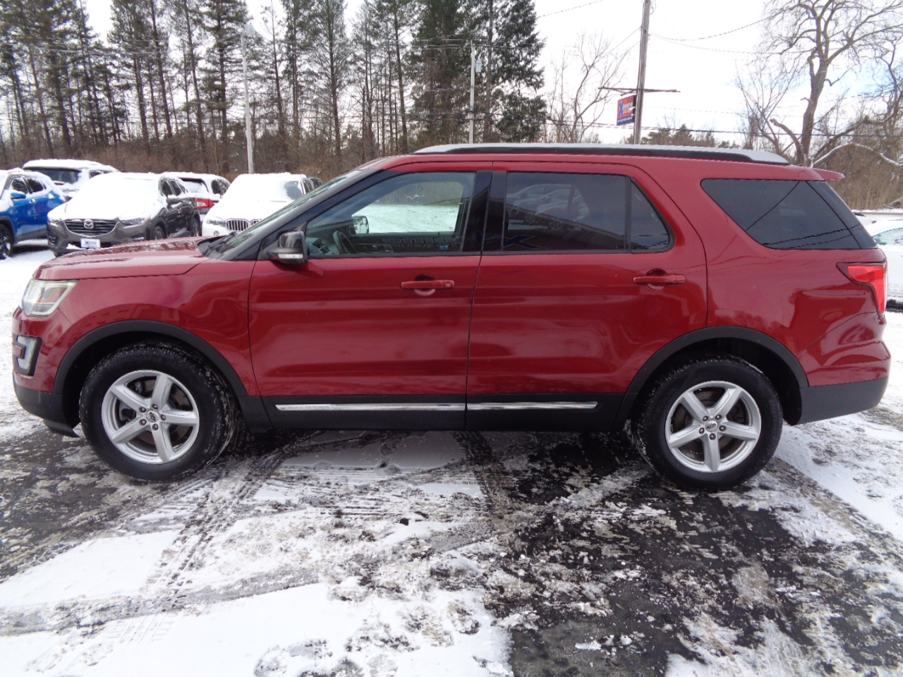 Ford Explorer 4WD 4dr XLT 2016