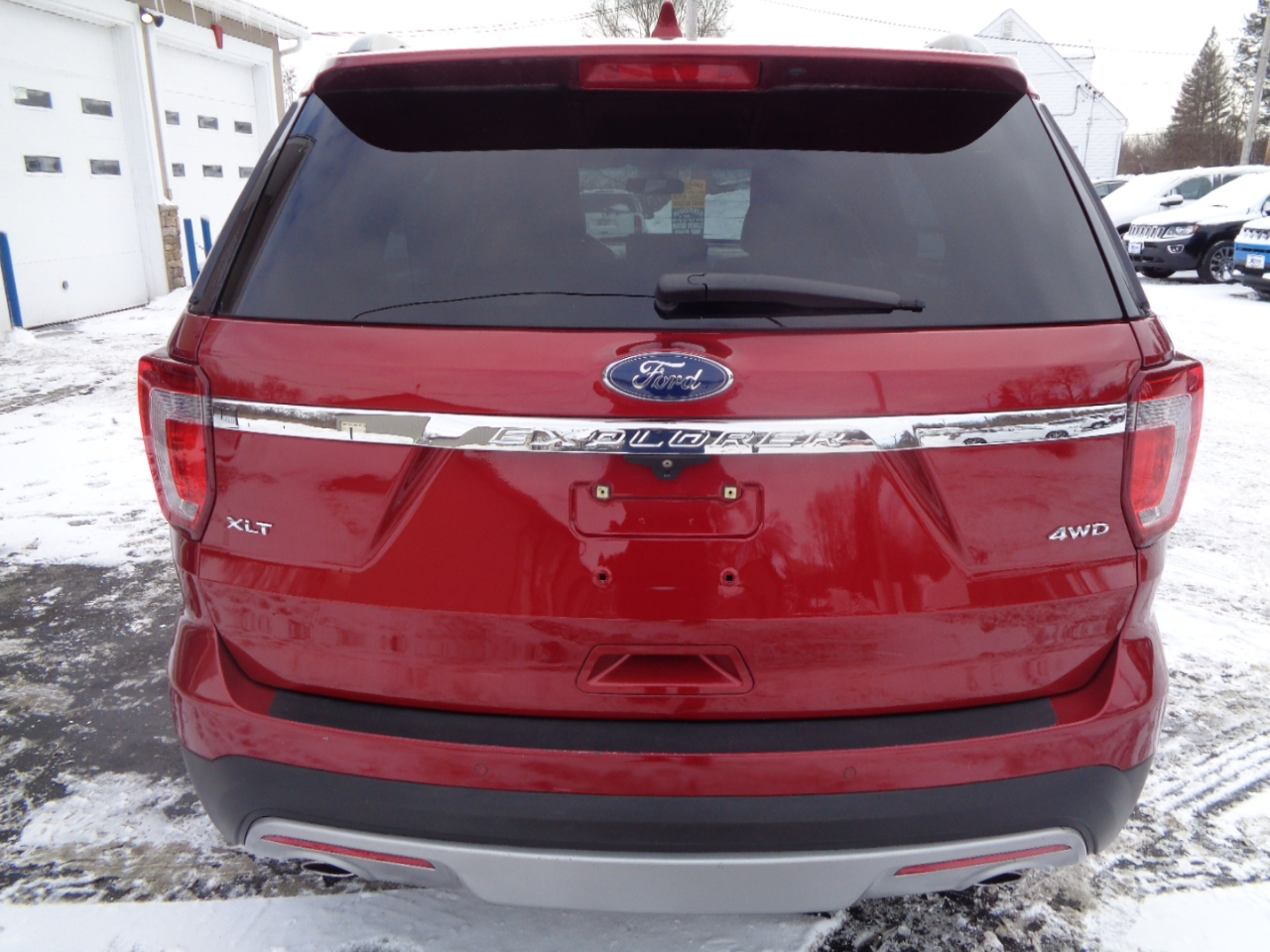 Ford Explorer 4WD 4dr XLT 2016