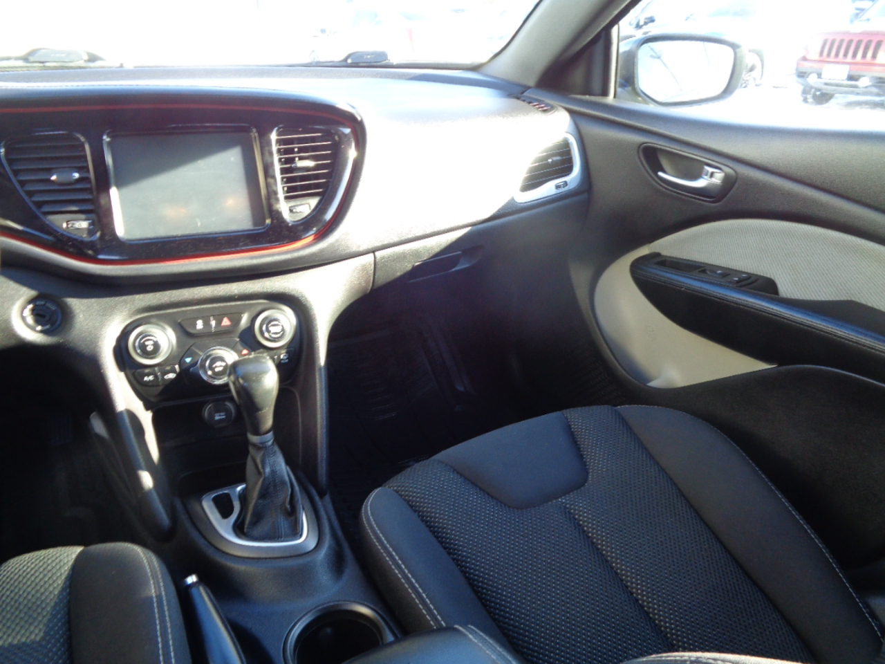 Dodge Dart 4dr Sdn SXT 2015