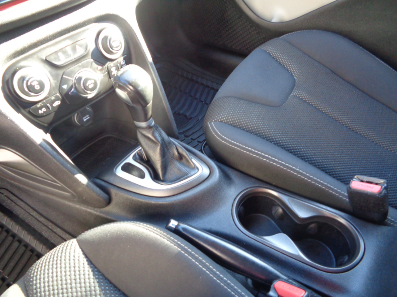 Dodge Dart 4dr Sdn SXT 2015