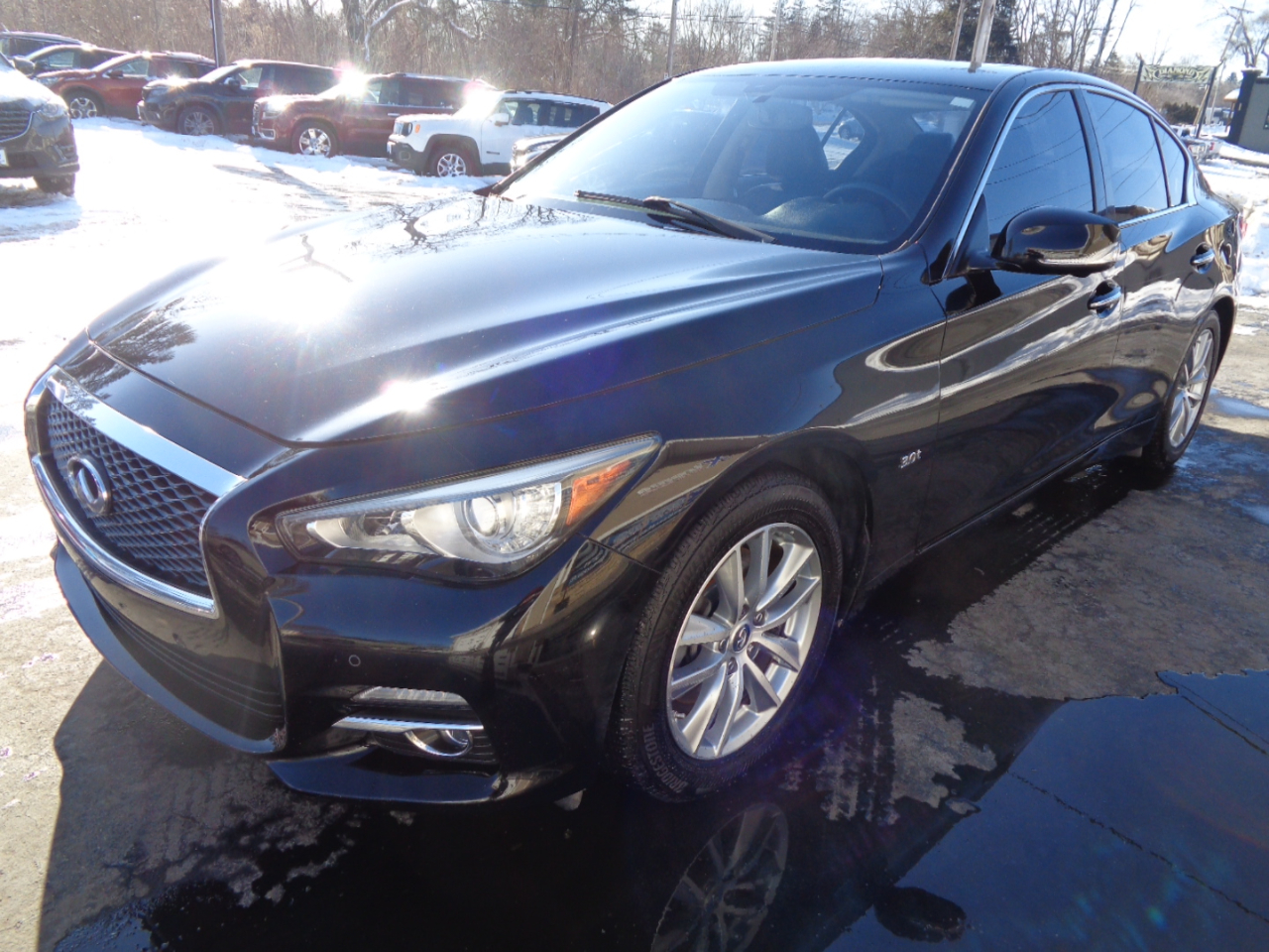 Infiniti Q50 4dr Sdn 3.0t Premium RWD 2016
