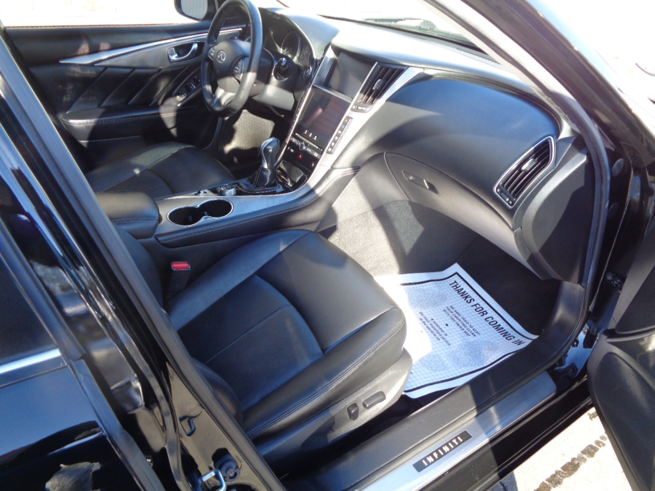 Infiniti Q50 4dr Sdn 3.0t Premium RWD 2016